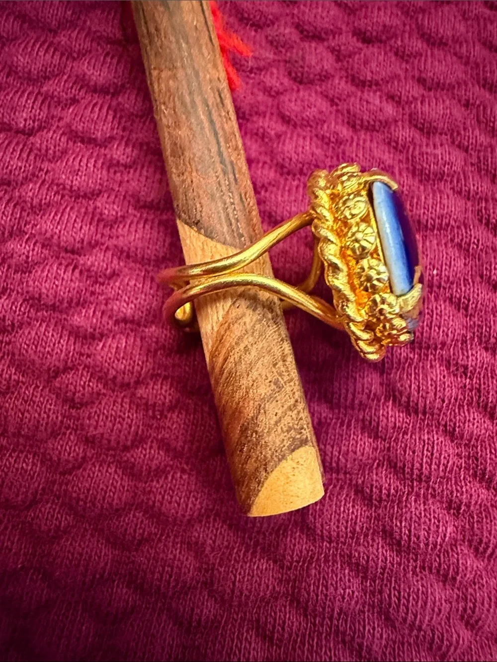 VTG W Germany Blue Glass Intaglio Ring Gold Foil Colonial Silhouette Adjustable